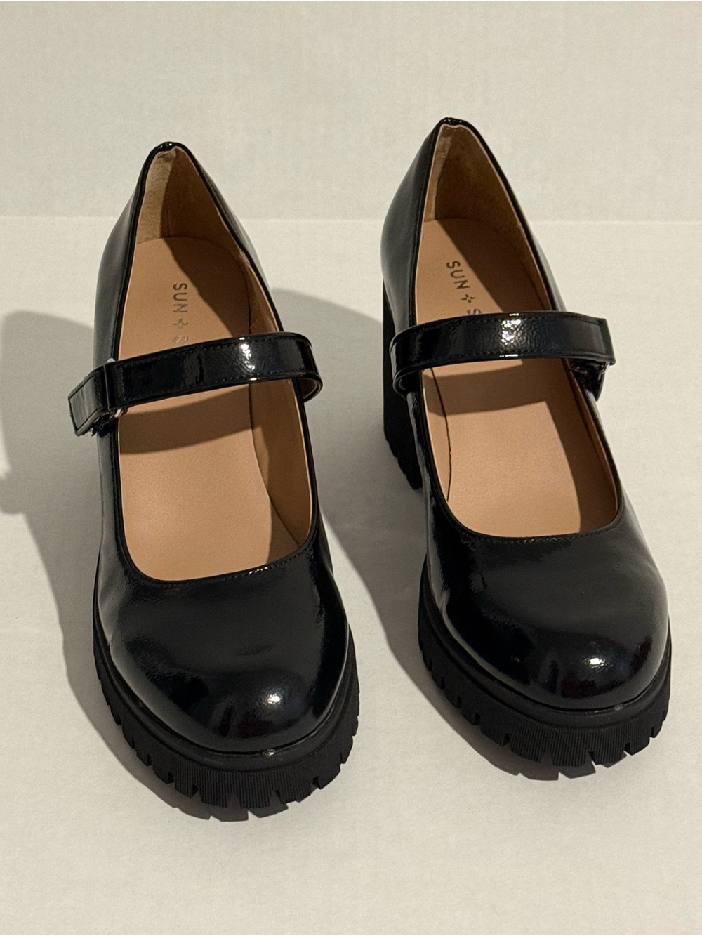 Sun + Stone Black Patent Mary Jane Lug Block Heel Size 9.5 - Picture 8 of 13